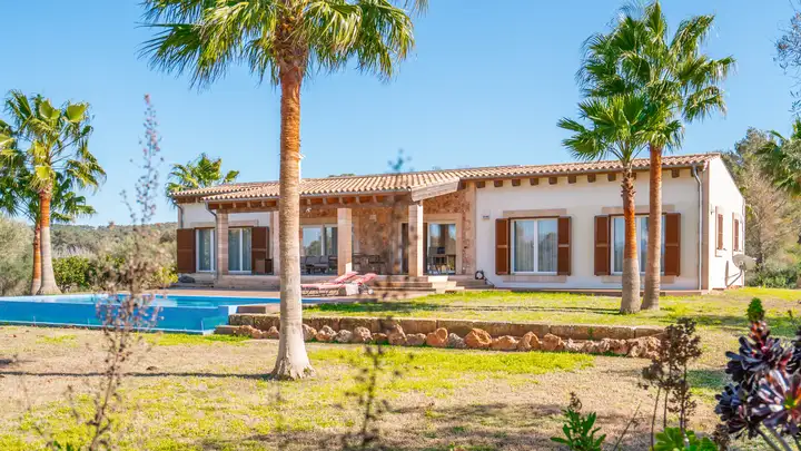 Satteldach-Bungalow auf Mallorca