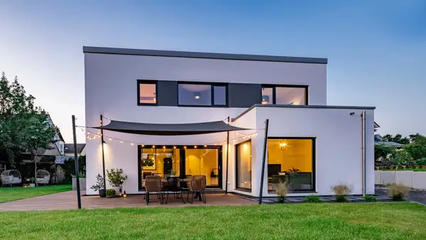 Modernes Einfamilienhaus mit Pultdach