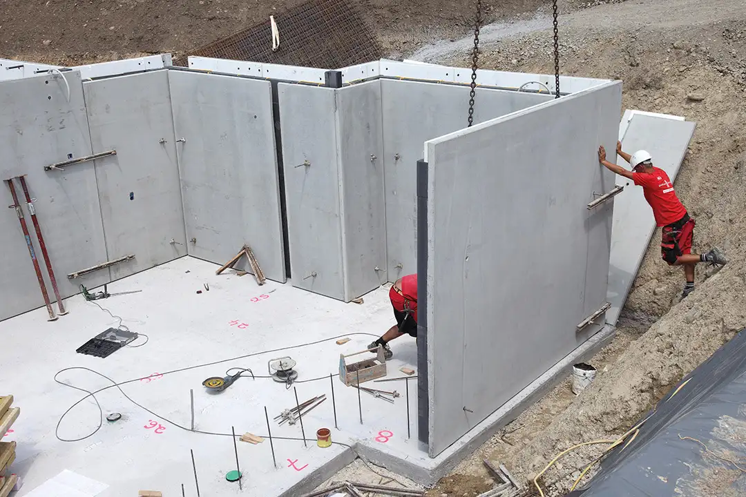 Kellerwände bei der Montage von Glatthaar für ein LUXHAUS