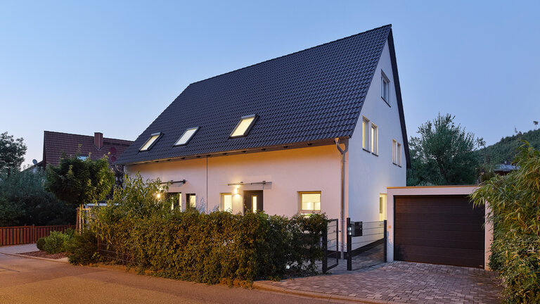 Doppelhaus Grundriss 150 qm | Satteldach Klassik 148 von LUXHAUS Doppelhaus Grundriss 150 qm | Satteldach Klassik 148 von LUXHAUS