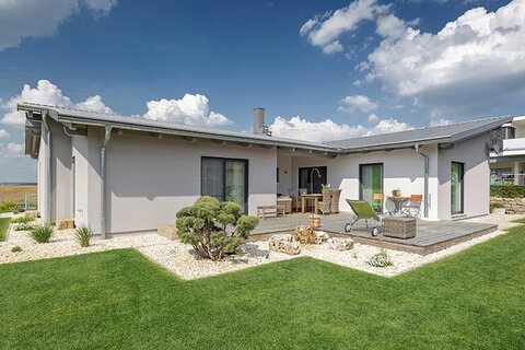 Kleines Haus für Senioren Homestory Bungalow Pultdach 145