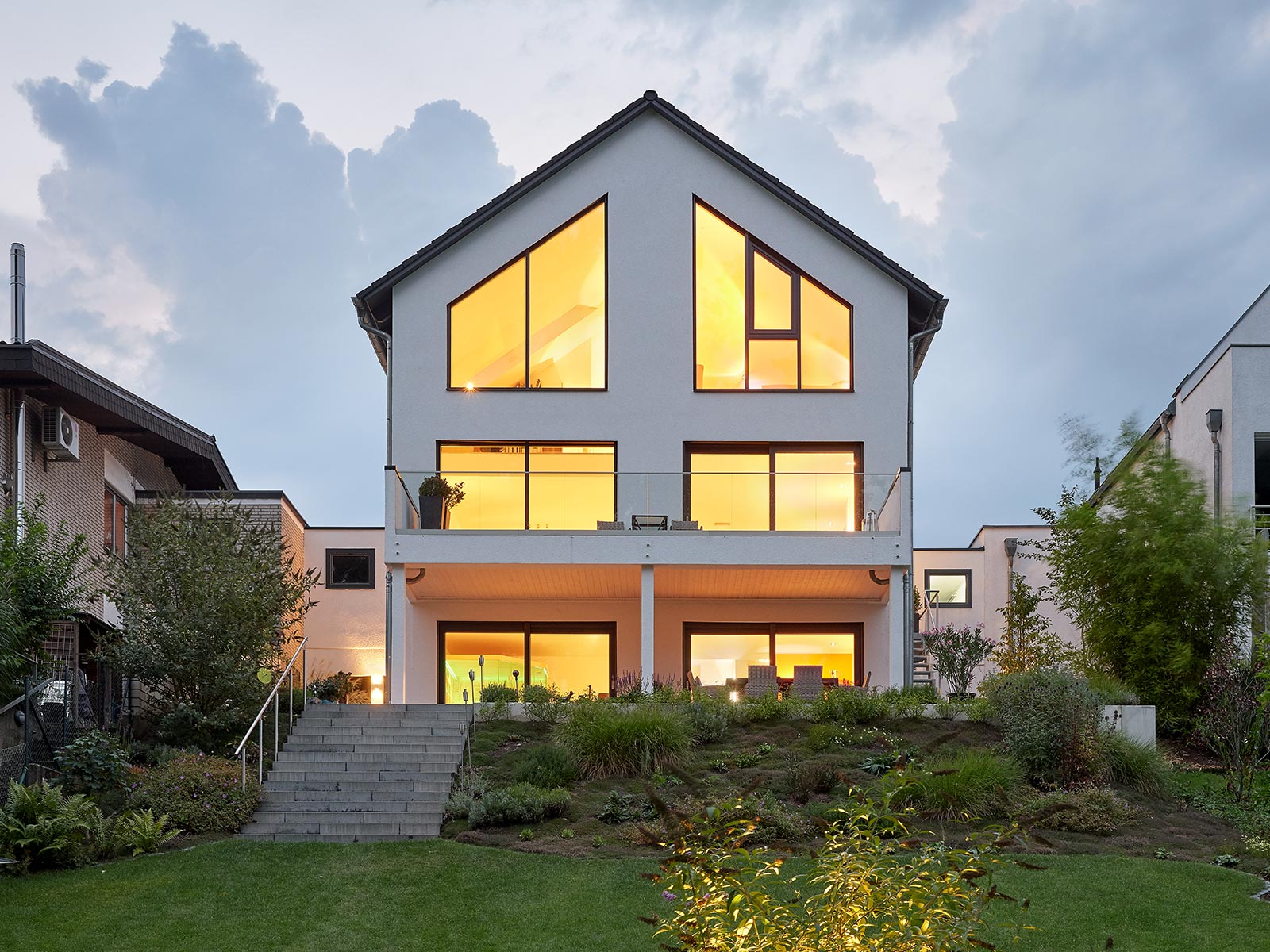 Einfamilienhaus Satteldach Landhaus 165 LUXHAUS LUXHAUS