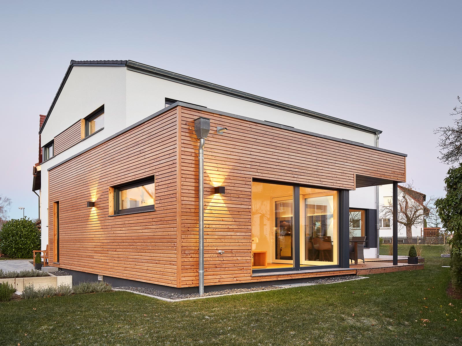 Einfamilienhaus Satteldach Landhaus 207 LUXHAUS LUXHAUS